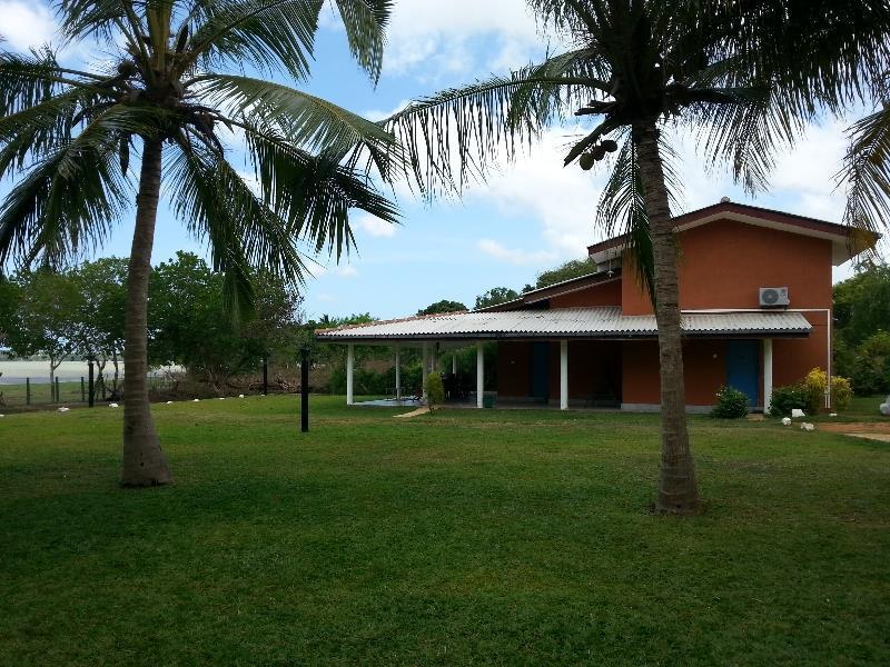 Serenity Lake Resort Yala Tissamaharama Buitenkant foto